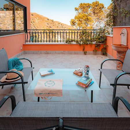 Pascià Madonna Rocca Acomodação com café da manhã Taormina Exterior foto
