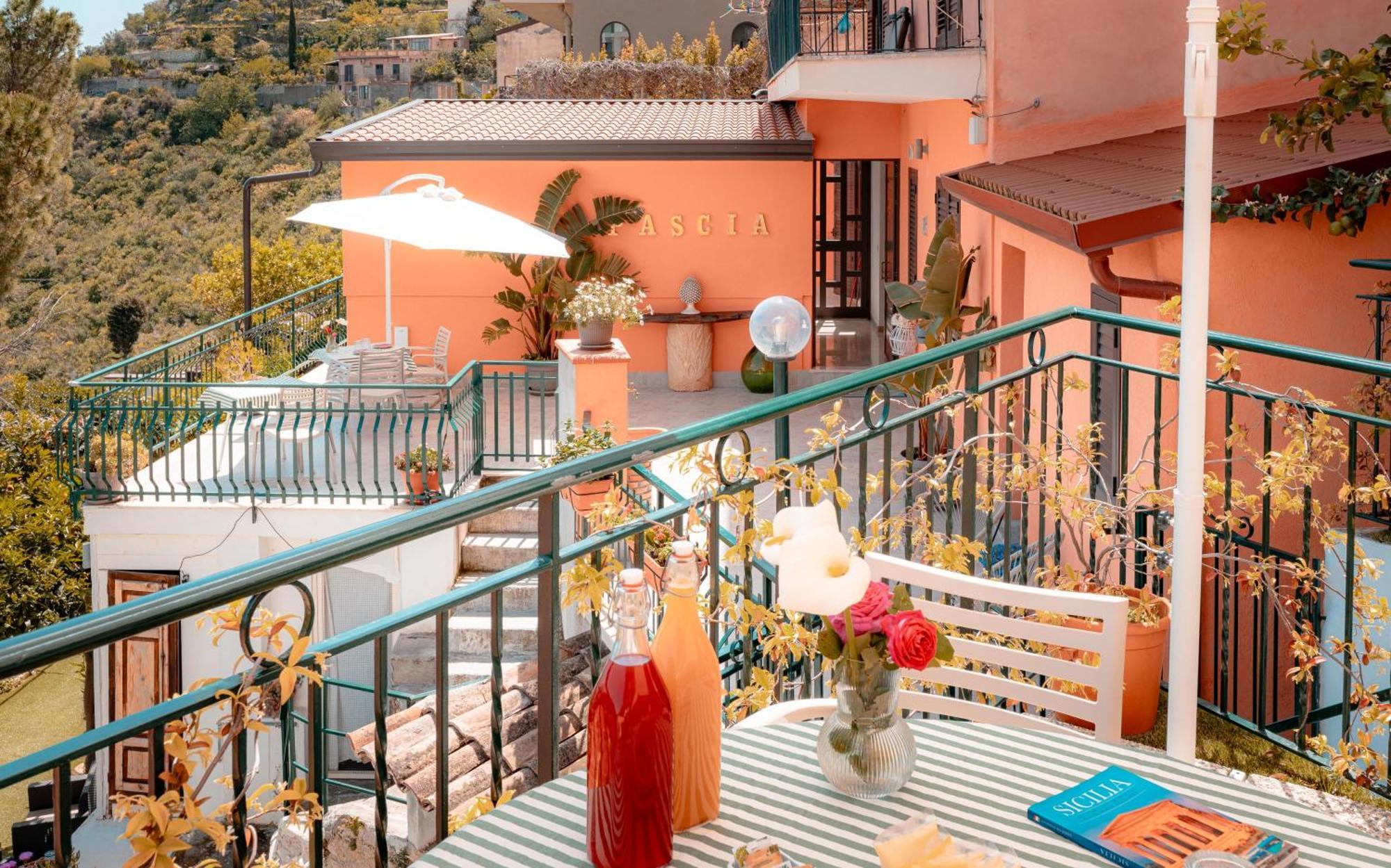 Pascià Madonna Rocca Acomodação com café da manhã Taormina Exterior foto