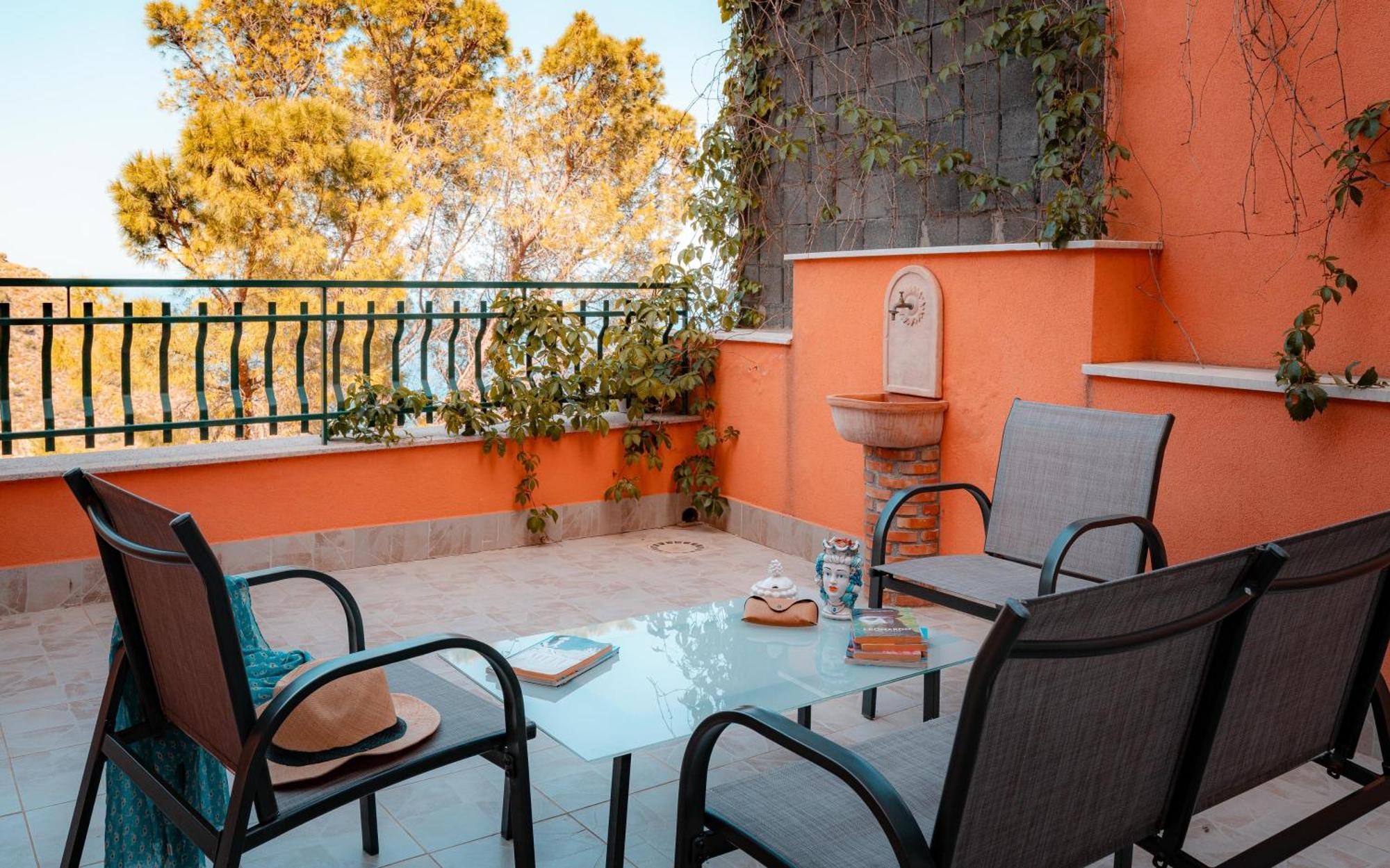 Pascià Madonna Rocca Acomodação com café da manhã Taormina Exterior foto